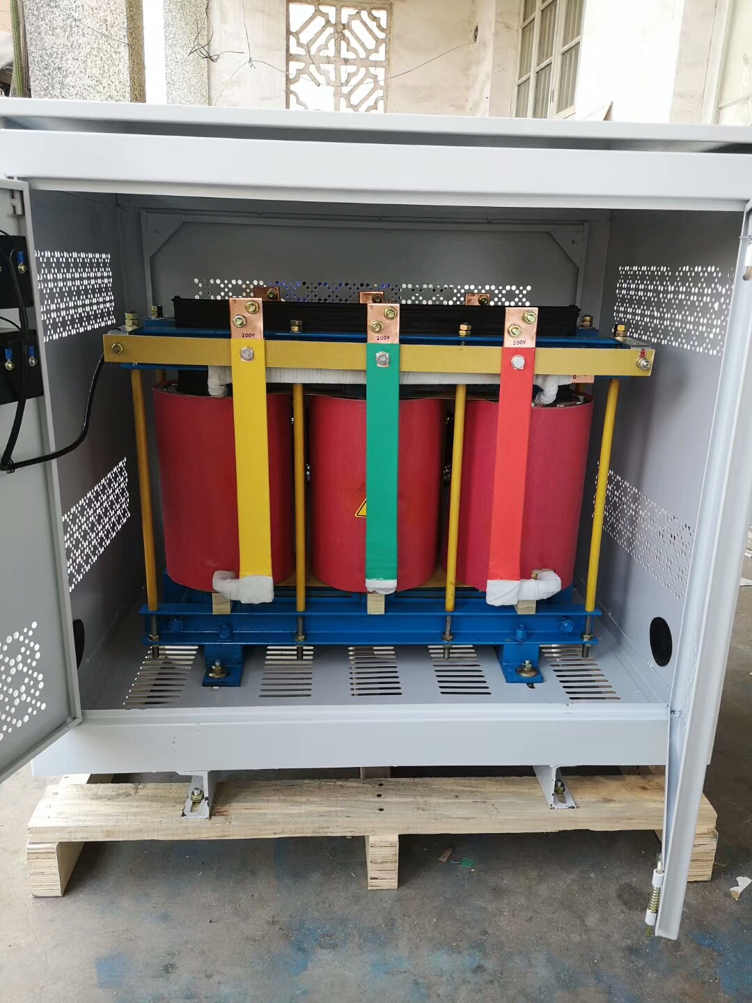 干式变压器 380V变220V三相干式变压器 仁浦生产 SG-100KVA SG-150KVA SG-200KVA SG-300KVA SG-400KVA