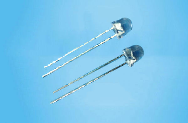 Infrared transmitting tube 5AMWC06A草帽
